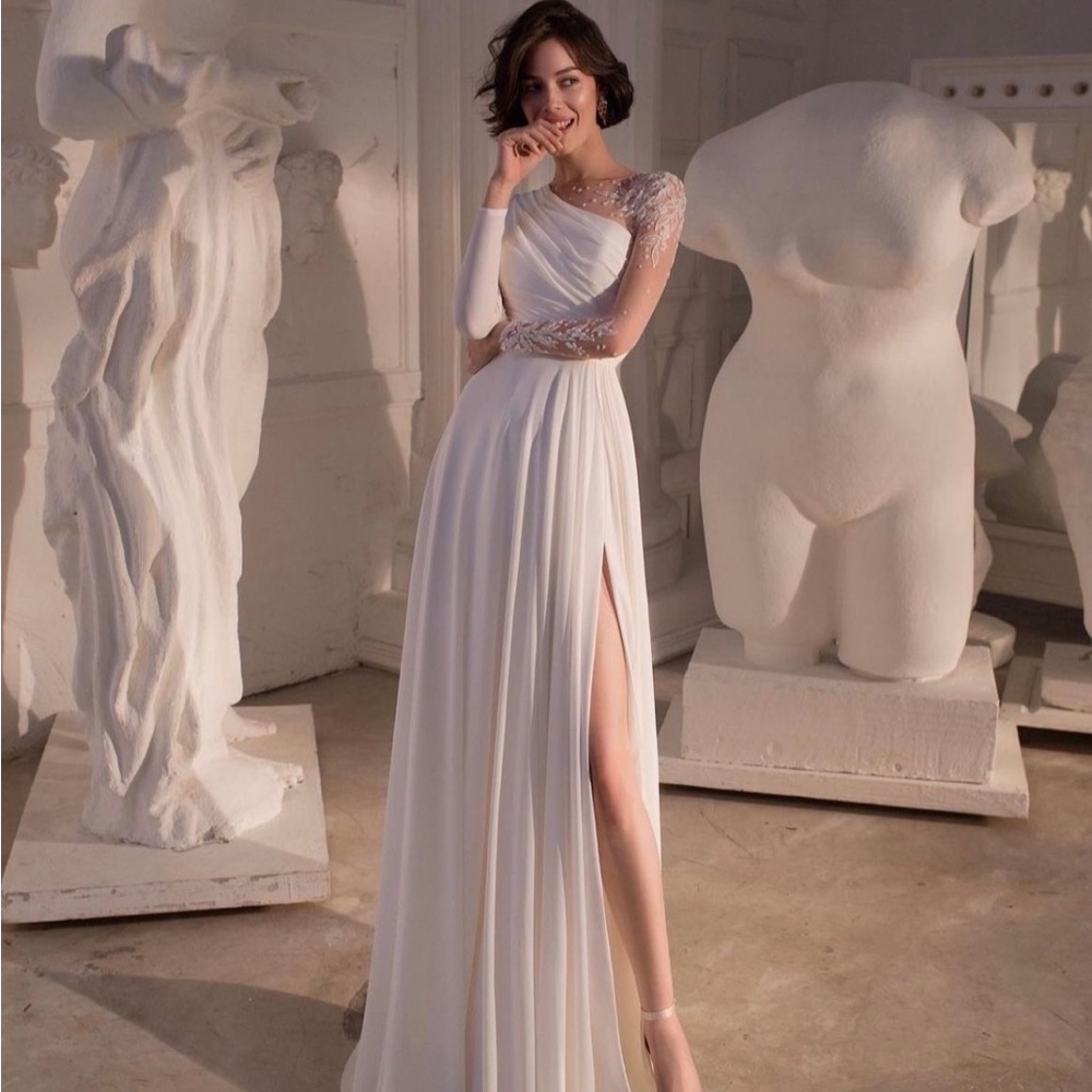 Designer Wedding Dress. Maize. BRAND NEW